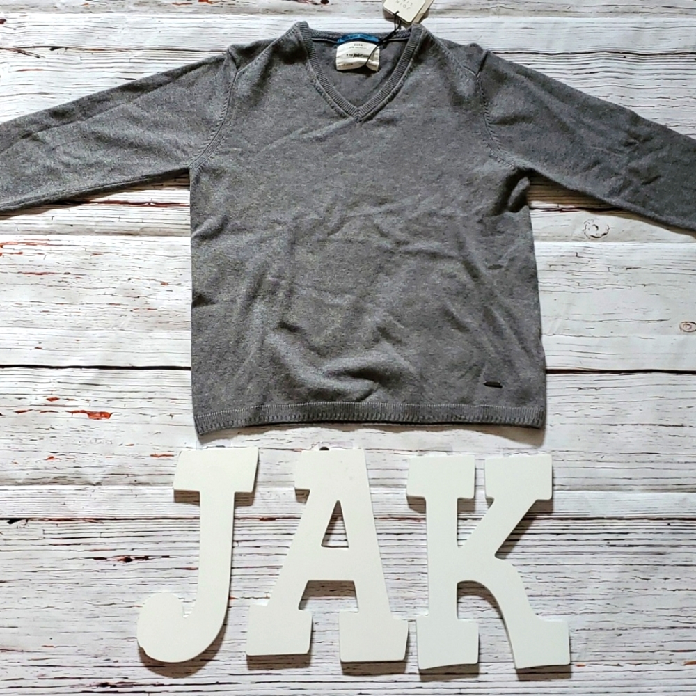 🆕️ ZARA BOYS  GREY V-NECK SWEATER 👦